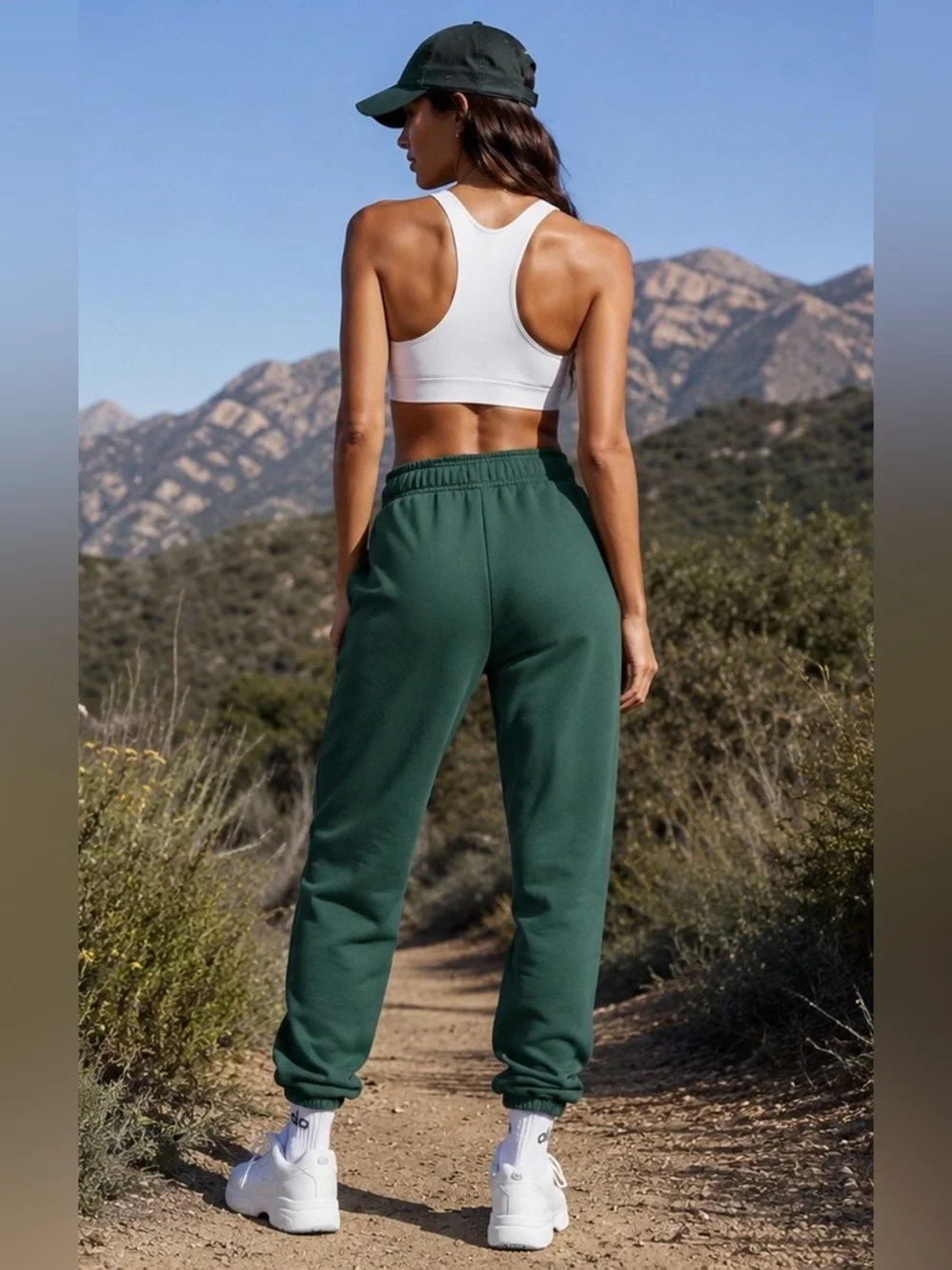 ALO Yoga Accolade Sweatpants - Clover Green - XS - NWT